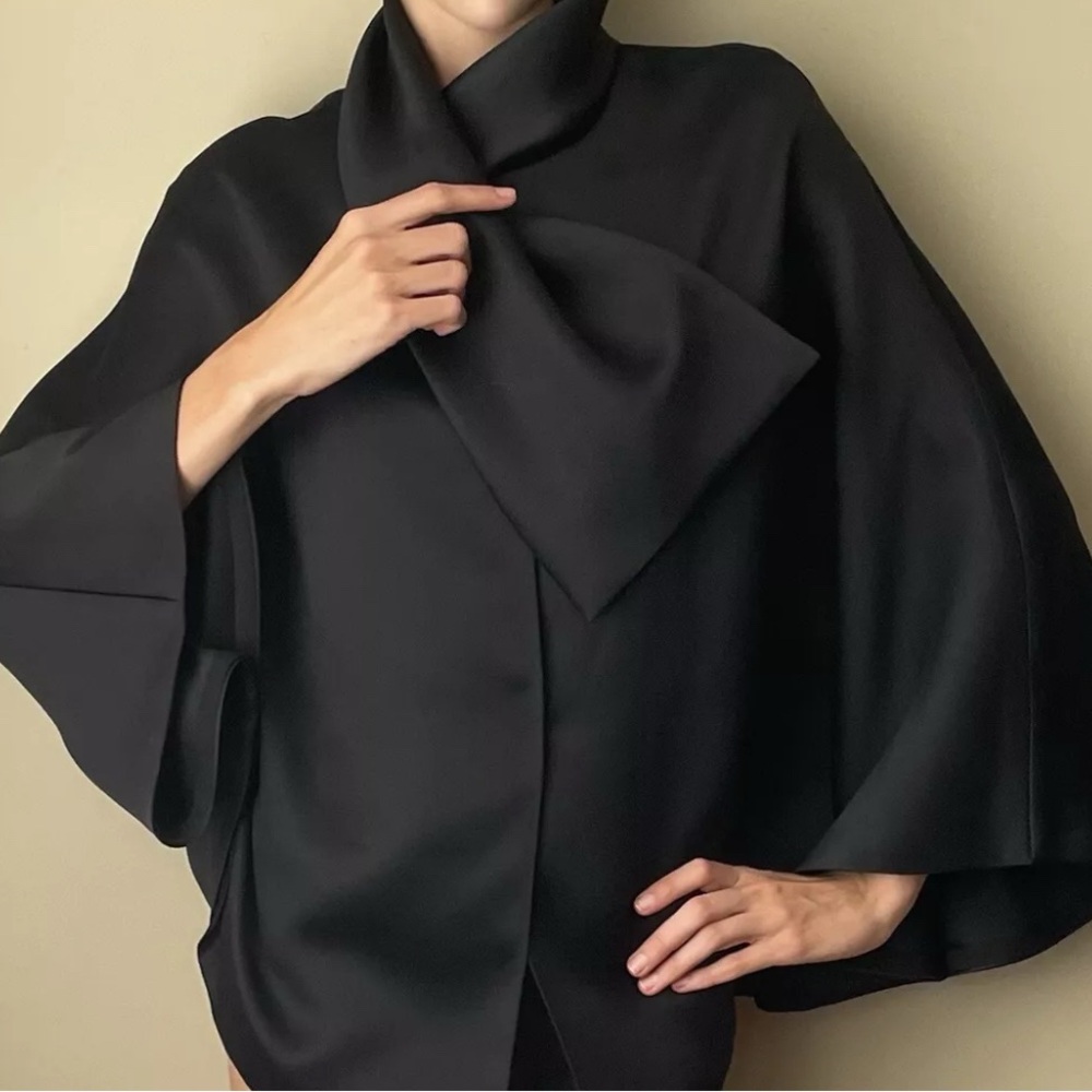 Women’s One Size Chic Shawl Costa Rican Designer
